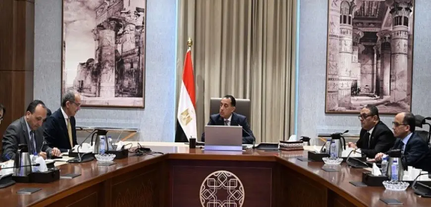 رئيس الوزراء: الاستعداد لتنفيذ قانون الرقم القومى العقارى بعد تصديق الرئيس السيسى عليه