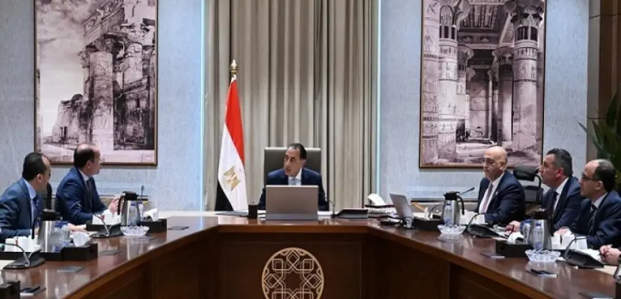 رئيس الوزراء يستعرض جهود تعزيز استدامة جهاز تنمية المشروعات