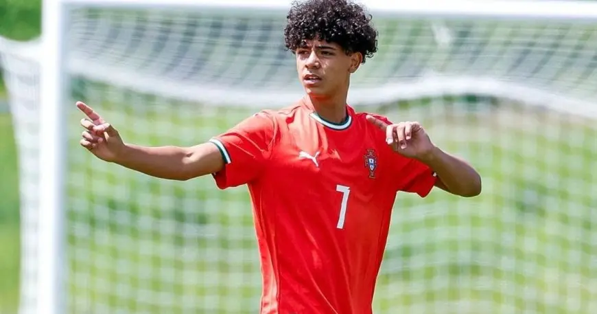 16 نادياً أوروبياً يتجهون لمتابعة كريستيانو جونيور مع المنتخب البرتغالي