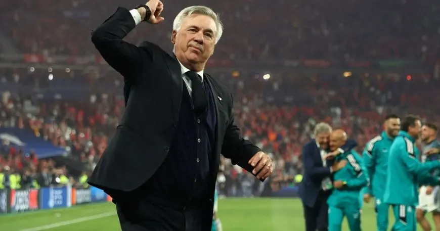 صديق أنشيلوتي المقرب: سيعود إلى ريال مدريد ولم يتلق معاملة غوارديولا