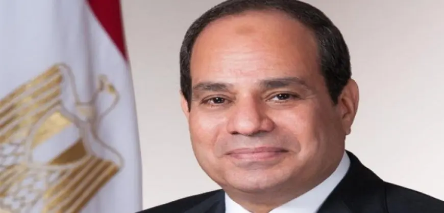 الرئيس السيسى يعود إلى أرض الوطن عقب مشاركته فى القمة العربية ببغداد