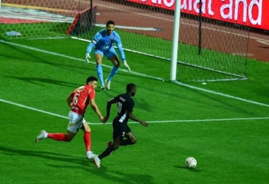التعادل 1-1 ينهي الشوط الأول بين الأهلي والبنك في الدوري «فيديو»
