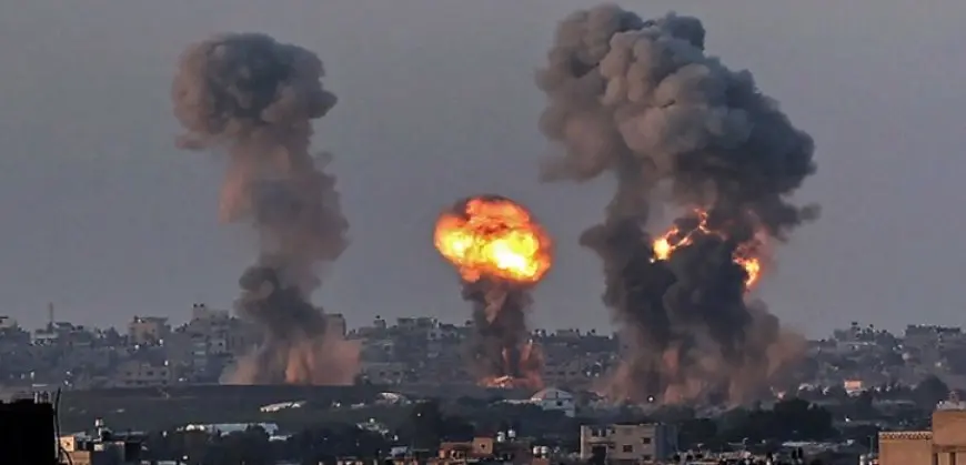 استشهاد عشرات الفلسطينين إثر غارات عنيفة على قطاع غزة