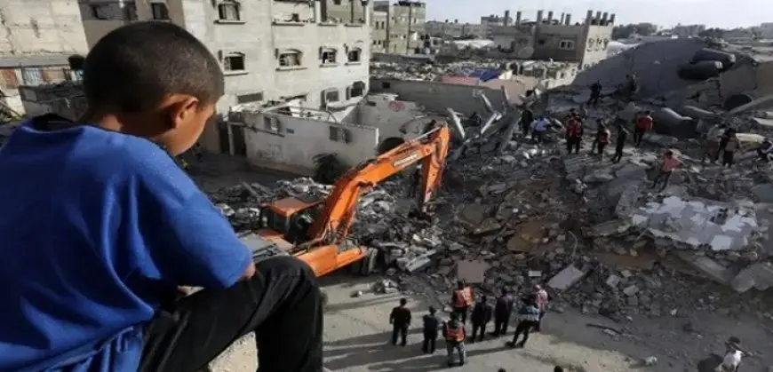 الدفاع المدنى فى غزة: لا نستطيع الوصول لأكثر من 200 مفقود تحت الأنقاض بسبب القصف المتواصل