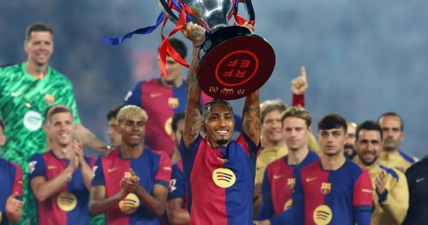 رفض رافينيا عرض برشلونة لتجديد العقد.. فما السبب؟