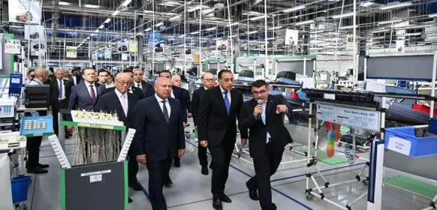 مدبولى يتفقد المصنع الجديد لـ “سوميتومو” العالمية لإنتاج الضفائر الكهربائية للسيارات بالعاشر من رمضان