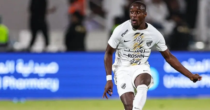 ديابي يتألق وبوشكان يتعثر في مباراة الشباب والاتحاد