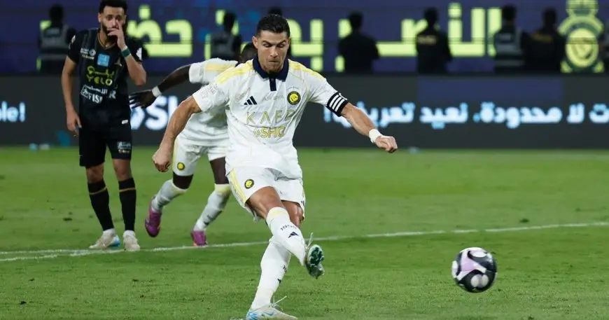 رونالدو يقود النصر لفوز متأخر على الخليج