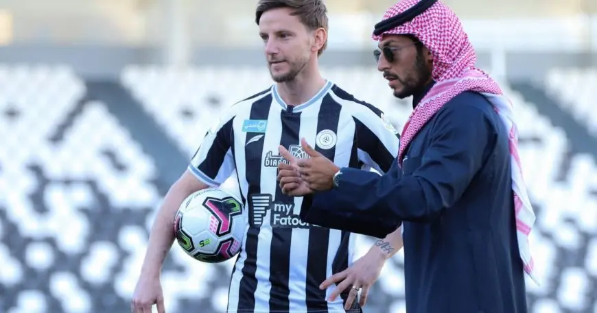 راكيتيتش لـ”موجز مصر”: كرم السعودية فريد من نوعه وأحث مودريتش على اللعب هناك