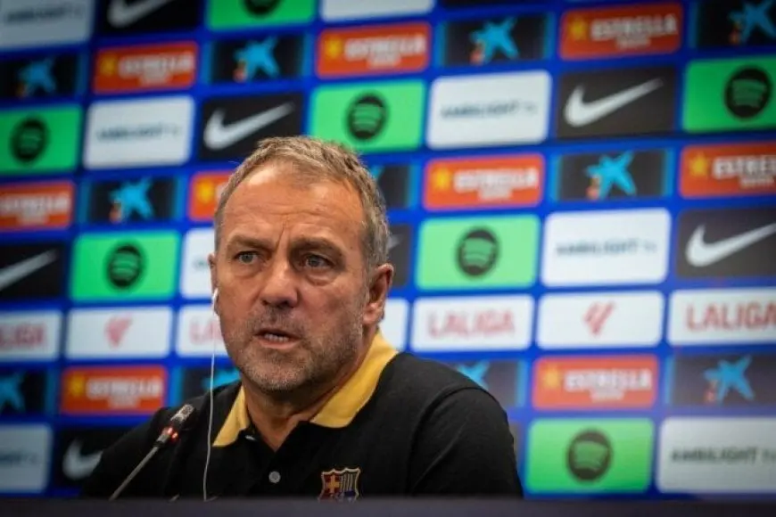 برشلونة يعلن تمديد عقد فليك حتى يونيو 2027