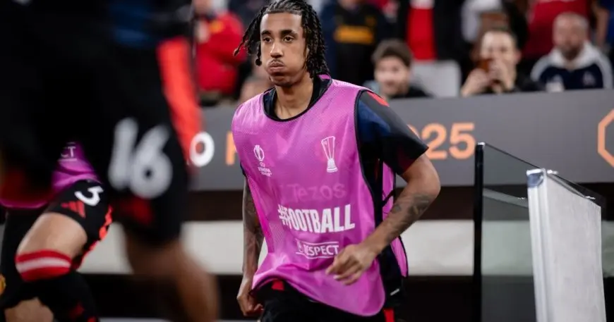 يورو يحقق لقب ثاني أصغر لاعب يشارك في نهائي أوروبي مع مانشستر يونايتد