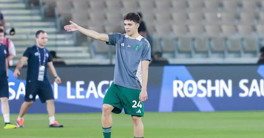 أتلتيكو مدريد يجذب لاعب وسط الأهلي السعودي بدوري أبطال أوروبا