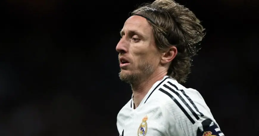 كيف كانت ردود فعل لاعبي ريال مدريد على وداع الأسطورة مودريتش؟