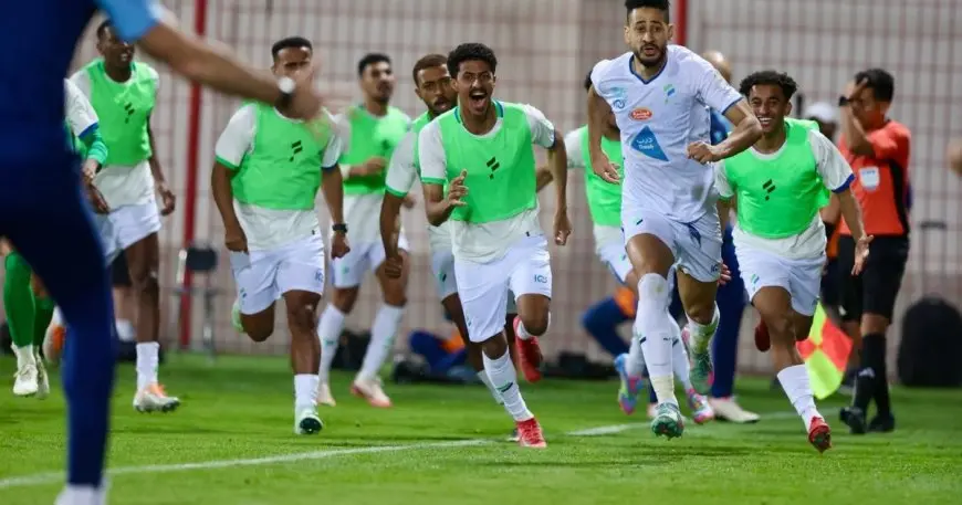 غوميز يتحقق المعجزة.. الفتح يضمن استمراره في الدوري السعودي