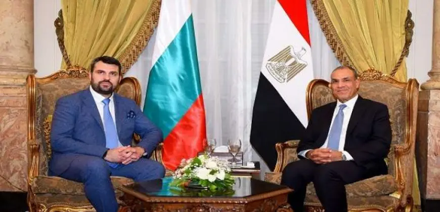 خلال استقباله نظيره البلغارى .. عبدالعاطى: طفرة كبيرة تشهدها العلاقات التجارية والاقتصادية بين البلدين