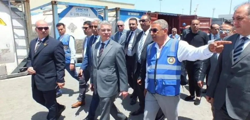 رئيس الجمارك: نستهدف خفض زمن الإفراج الجمركى إلى يومين فقط بنهاية 2025