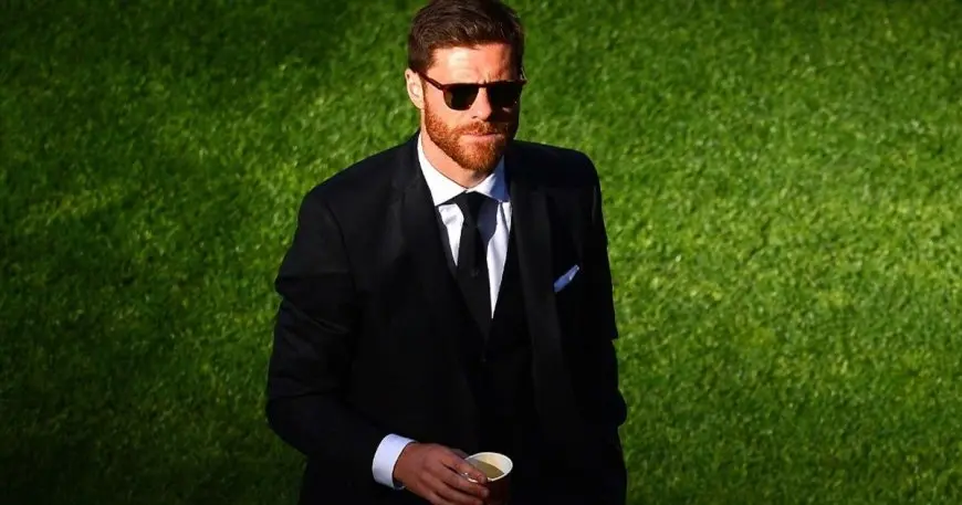 تشابي يصل مدريد استعداداً لتقديمه مدرباً لريال مدريد