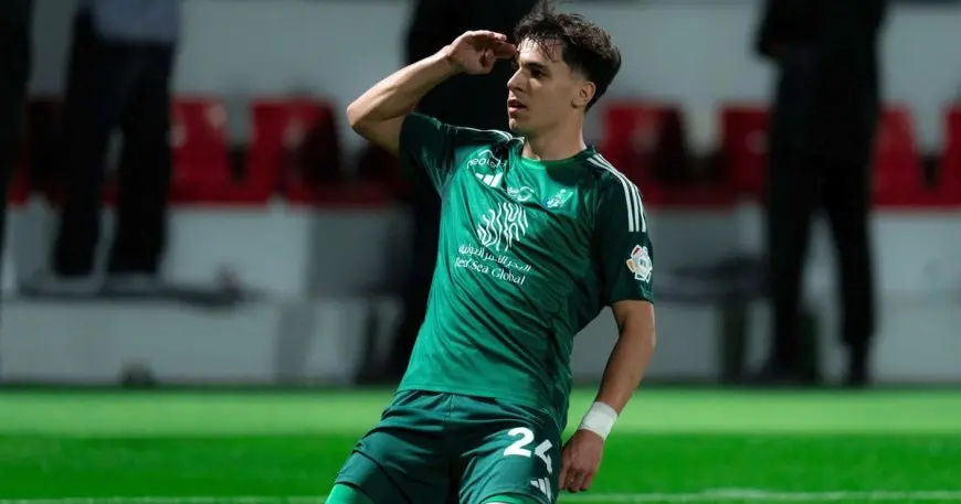 الأهلي السعودي يطلب 23 مليون يورو للتخلي عن لاعبه الإسباني