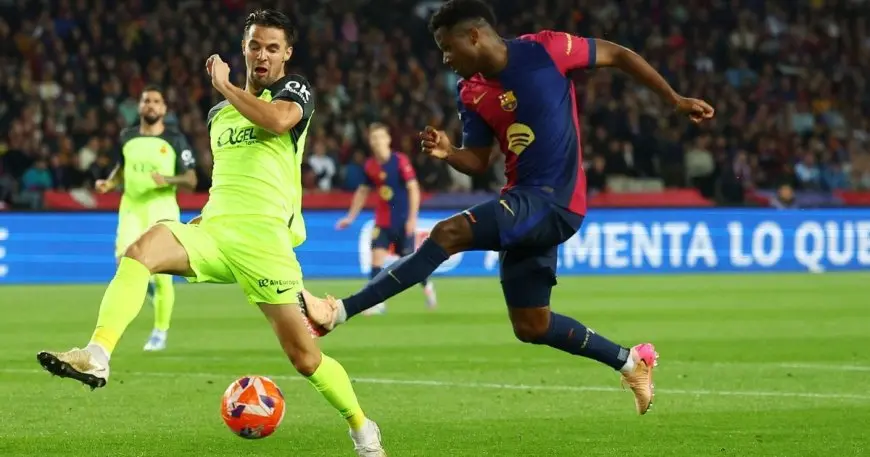 تحرك غير متوقع من تشيلسي تجاه لاعب برشلونة