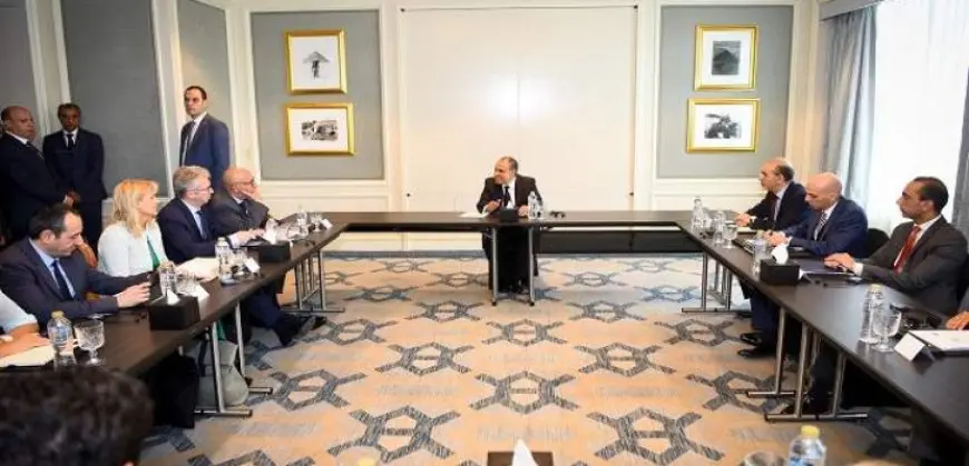 وزير الخارجية يعرب عن تطلع مصر لمواصلة العمل المشترك مع كافة مؤسسات الاتحاد الأوروبى