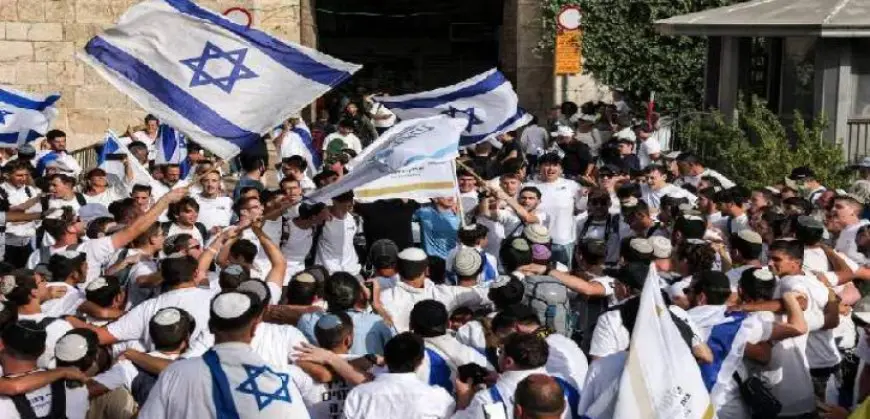 آلاف المستوطنين بقيادة بن غفير يقتحمون الأقصى والبلدة القديمة