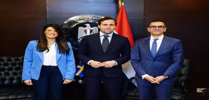 الخطيب والمشاط يبحثان مع وزير التجارة الدولية والتعاون الإنمائى السويدى سبل تعزيز العلاقات