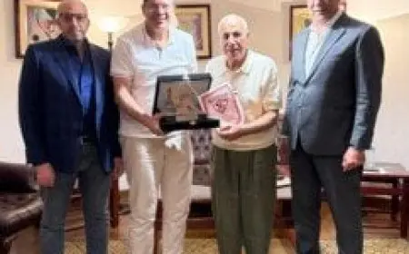 مجلس الزمالك يحتفل بأيمن الرمادي بعد مغادرته القلعة البيضاء