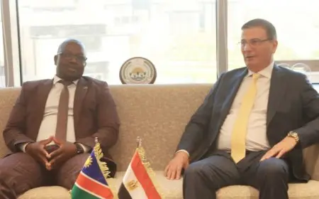 وزير الزراعة يبحث مع وفد برلمانى ناميبى تعزيز التعاون فى المجال الزراعى