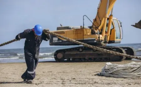 «المصرية للاتصالات» تكمل عمليات إنزال ومسارات عبور الكابل البحري SEA-ME-WE-6 في مصر