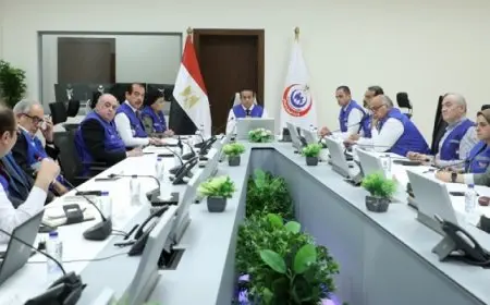 وزير الصحة يترأس غرفة الأزمات لمتابعة تداعيات حريق سنترال رمسيس واستمرارية تقديم الخدمات الصحية