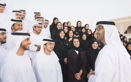 فرص تعليمية ومنح دراسية ومهنية للشباب في الإمارات لبناء مستقبل مستدام