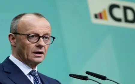 “أمين عام الناتو يدعو الحلفاء إلى تسريع وتيرة إنتاج الأسلحة لتعزيز الجاهزية الدفاعية”