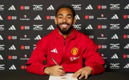 كونيا: أشعر بالفخر لحصولي على القميص رقم 10 في مانشستر يونايتد