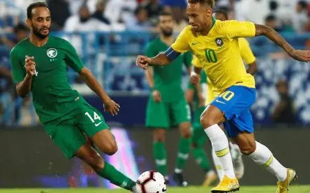 عطيف نجم السعودية ينفي خبر اعتزاله بعد ساعتين من بيان مضلل