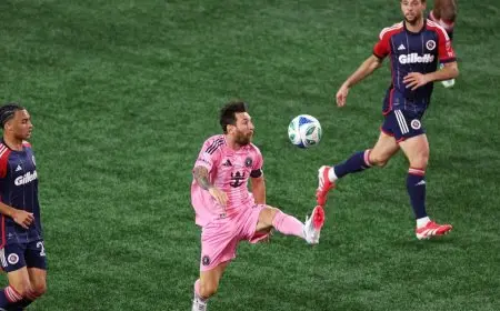 رونالدو: ميسي يخلق الفارق.. كلما لمس الكرة، يحدث شيء مميز