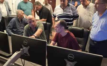 وزير الكهرباء يقوم بزيارة ميدانية لمحطة كهرباء الشباب المركبة في القصاصين لتعزيز خدمات الطاقة