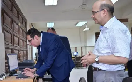 عبدالصادق يواصل تجهيز معامل التنسيق الإلكتروني لاستقبال طلاب الثانوية العامة