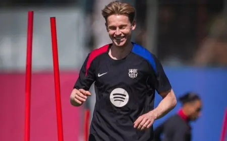 برشلونة لا ينتظر حل “إشكالية الوكيل”.. ويتفاوض مباشرة مع دي يونغ