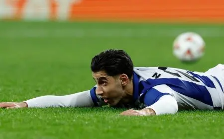 لماذا يرفض وست هام بيع المغربي أكرد لروما؟