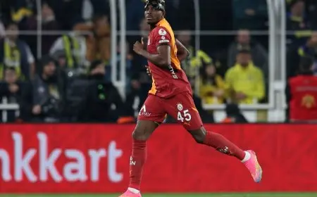 استئناف المفاوضات بين غلطة سراي ونابولي حول أوسيمين