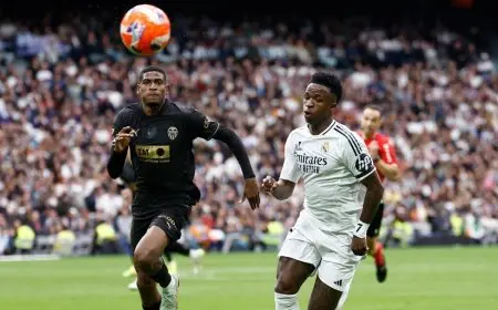 أرسنال ينجح في التوصل لاتفاق نهائي مع موسكيرا مدافع فالنسيا