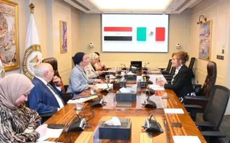 وزيرة البيئة تعقد لقاءً مثمراً مع سفيرة المكسيك في مصر لتعزيز التعاون الثنائي