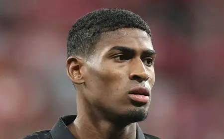 موسكيرا يترك فالنسيا تمهيداً للانتقال إلى أرسنال