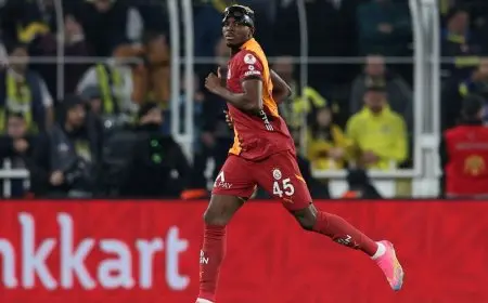 غلطة سراي يتراجع عن موقفه ويقدم عرضاً جديداً لنابولي من أجل أوسيمين