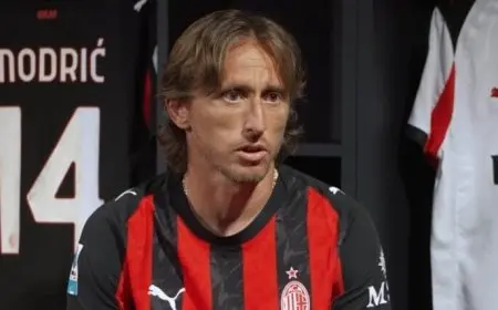 «أرغب في البقاء داخل أوروبا».. مودريتش يشرح أسباب انتقاله إلى ميلان بعد مغادرته ريال مدريد