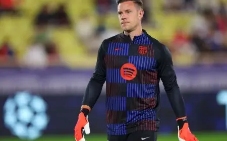 طبيب “غير برشلونة” يحدد مصير تير شتيغن بعد إصابة الظهر