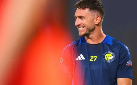 جورجي جيسوس “يوافق” على رحيل لابورت عن النصر إلى أتلتيك بلباو