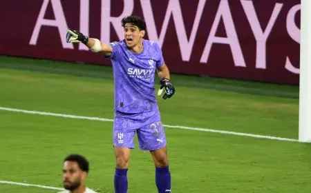 الهلال سيضمن لبونو أعلى راتب لتفادي عودته إلى إشبيلية