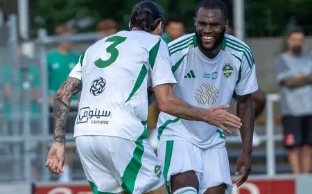 محرز يقدم تمريرة رائعة في انتصار الأهلي على تيرول النمساوي