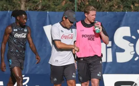 كونتي يدعو نابولي إلى “استفادة من الأخطاء” للدفاع عن لقبه